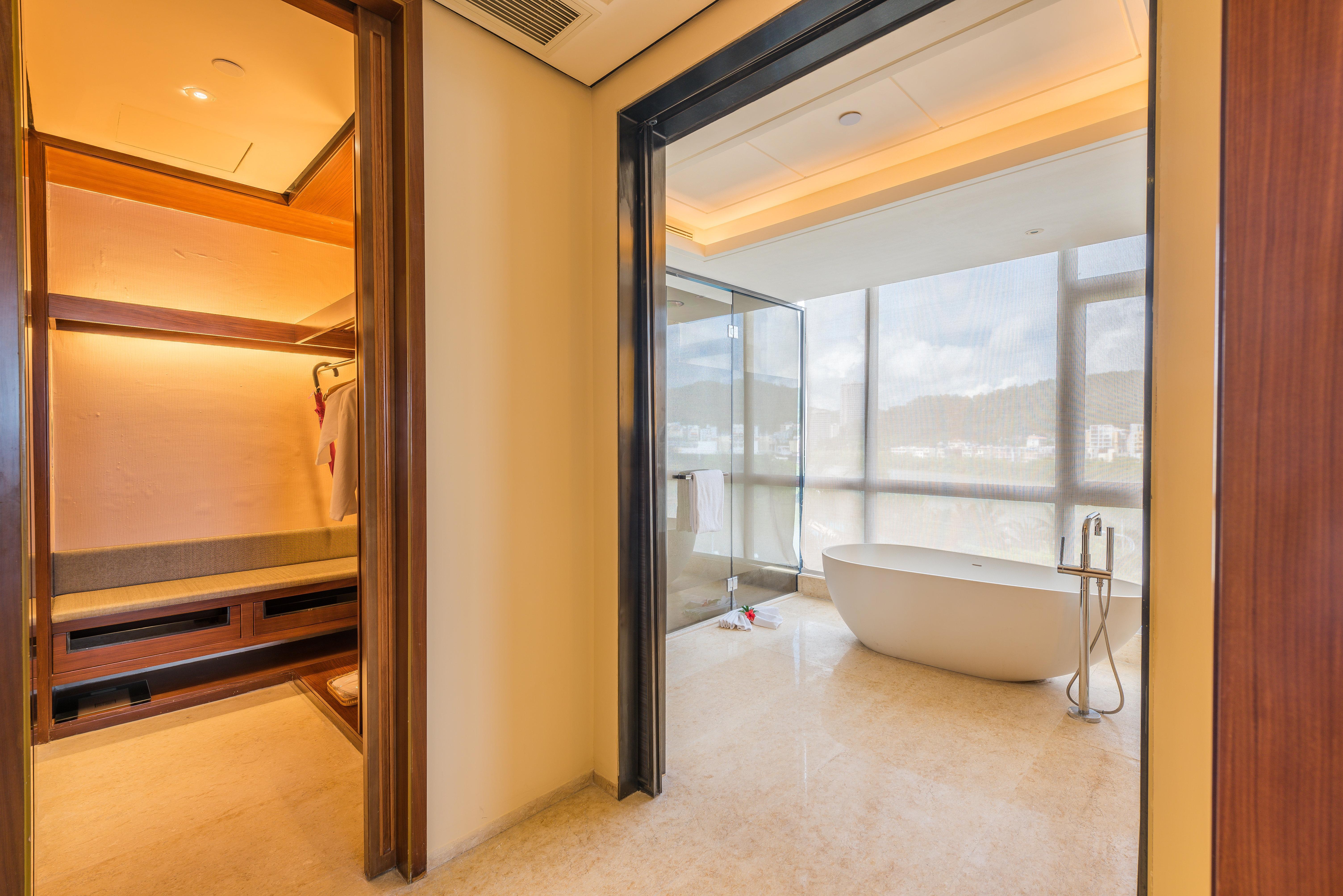 Crowne Plaza Sanya City Center By Ihg Екстериор снимка